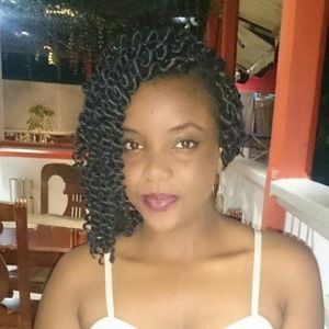 Meet your Posher, Nichol